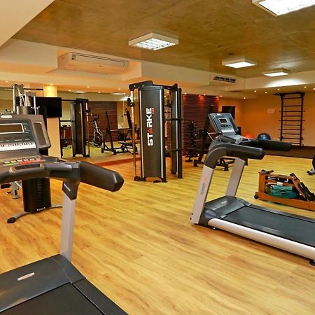 Majestic Palace Hotel ฟลอเรียนอโปลิส ภายนอก รูปภาพ A gym